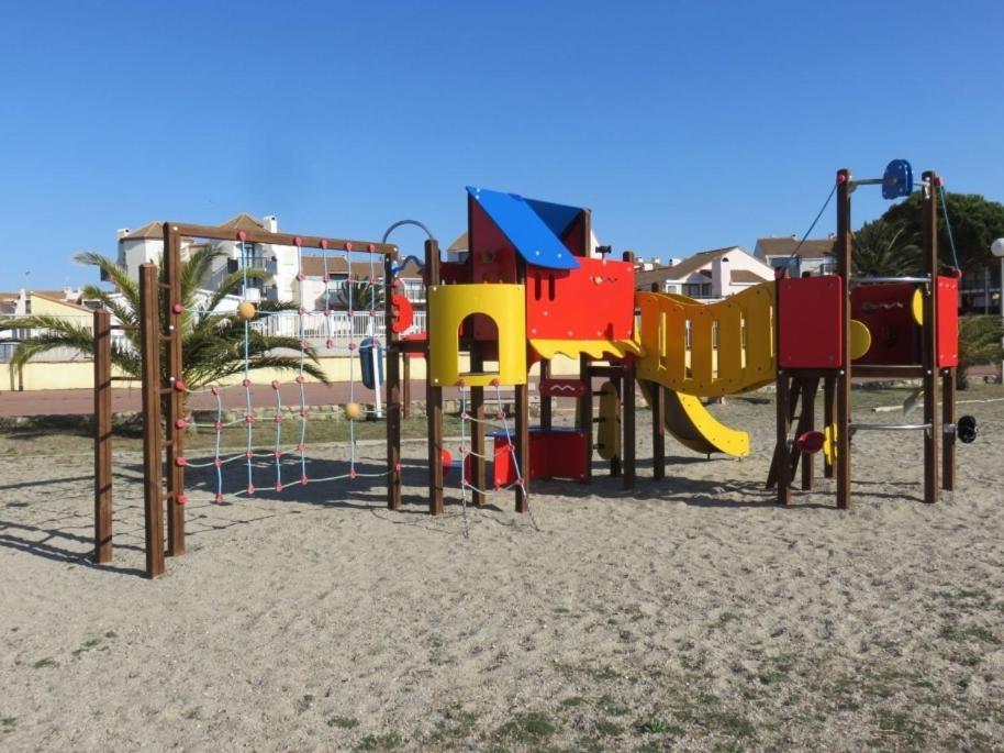 Appartement Tout Confort A Cap Coudalere Avec Vue Magnifique Sur Le Canigou Au Bord Du Lac - Check In Automatise - Parking Gratuit - Aire De Jeux D'Enfants - 乐巴凯尔斯 外观 照片